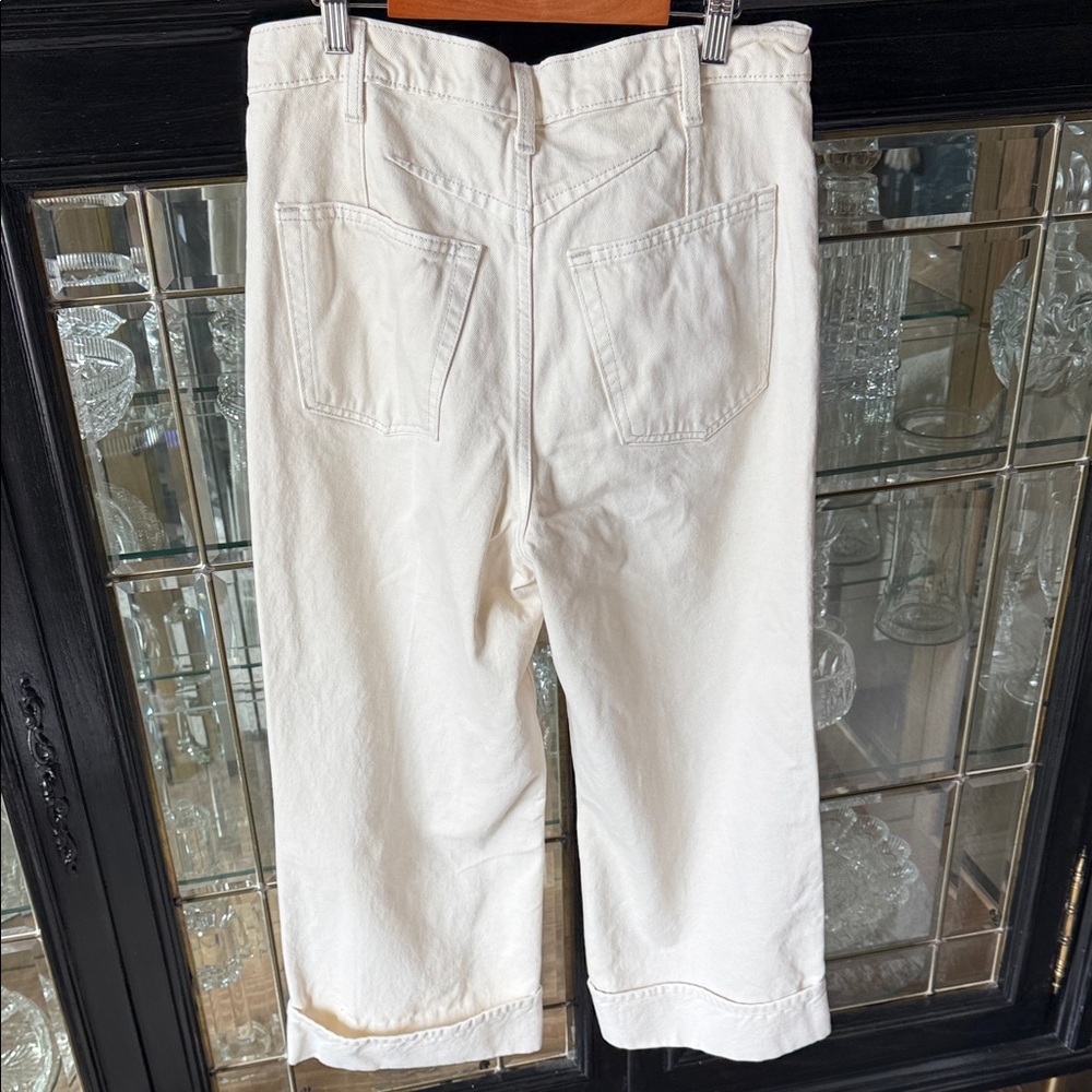 Universal Thread Cream Wide Leg Crop Jeans - Picture 7 of 8